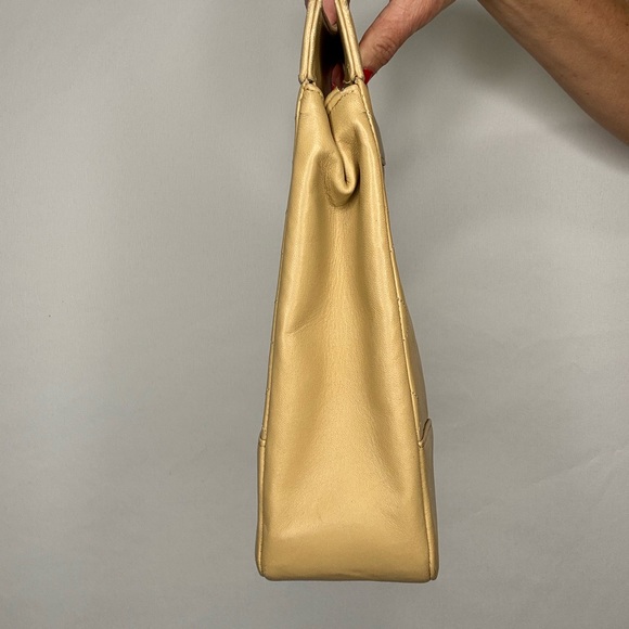 Vintage Chanel Cut Out Two Way Clutch - Picture 2 of 12